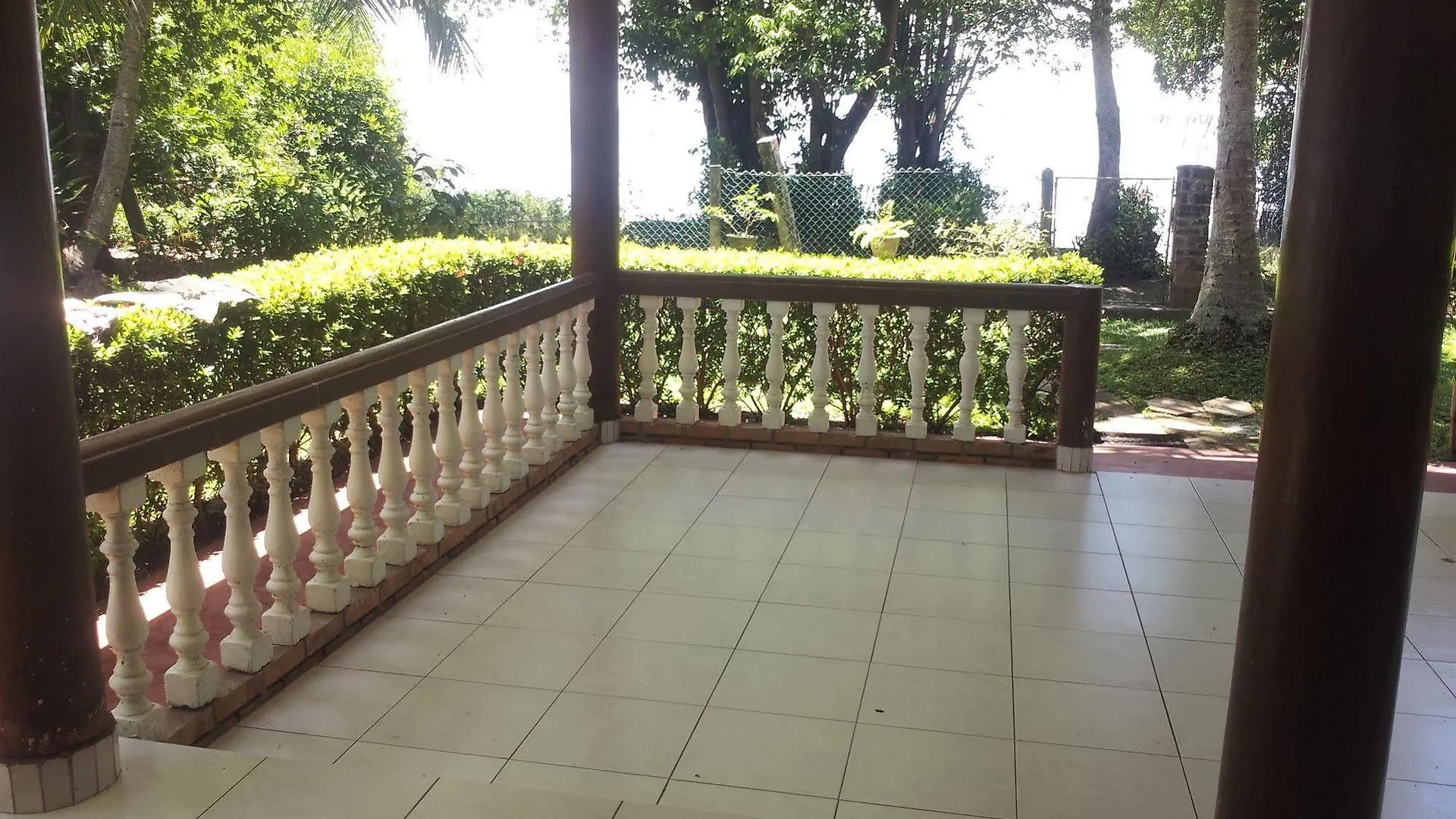 Πανσιόν Villa Rosita Νεγκόμπο